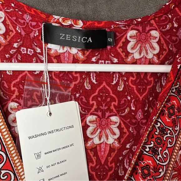 Boho Wrap Dress Red Floral V-Neck Flutter Sleeve Ruffle Hem Cottagecore S FLOWY - Picture 4 of 13